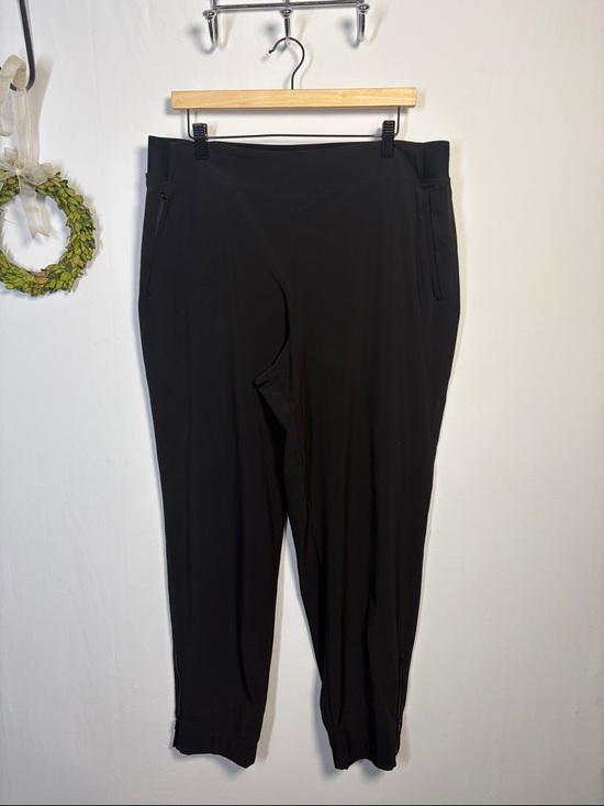 Athleta Pants - ATHLETA Brooklyn Heights High Rise Jogger Black #533443 size 16